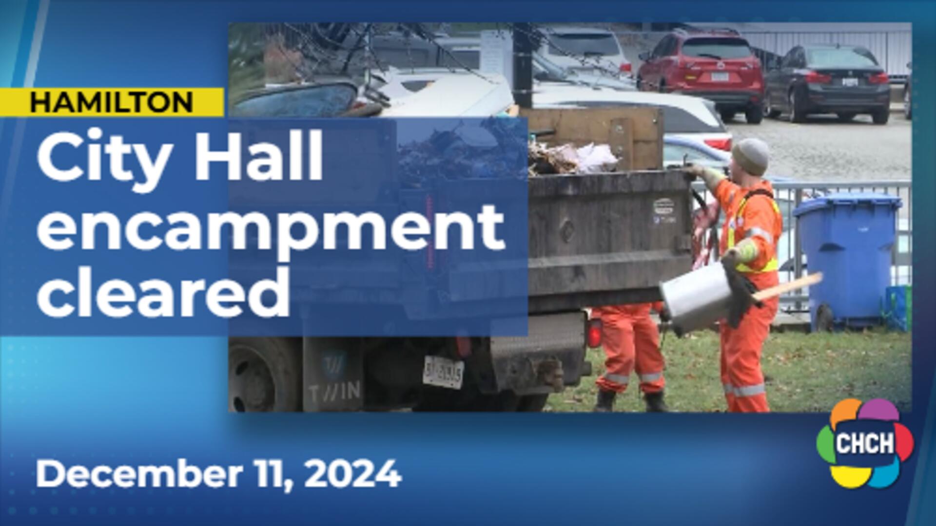 Hamilton crews clear out City Hall homeless encampment