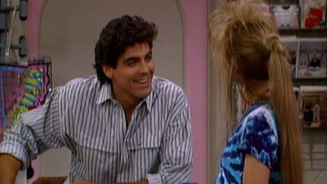 S8E015 A Star is Torn