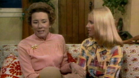 S1E002 And Mother Makes Four