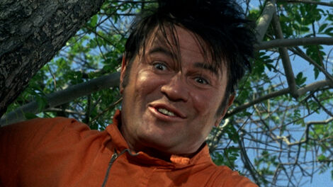 S3E001 Fly Me to the Moon