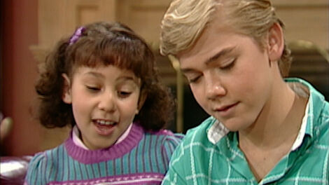 S3E024 The Babysitters