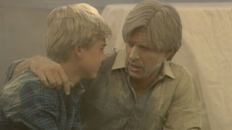 S4E002 Mrs. Stratton Builds Her Dreamhouse