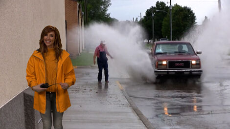 S1E005 World's Funniest Weather; The S01E005