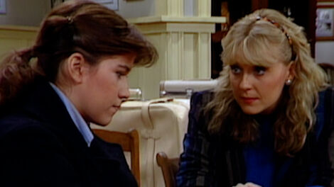 S4E015 Teacher's Pet