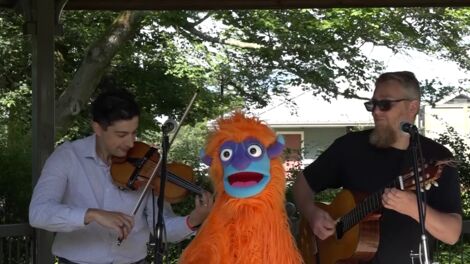 S4E006 Live from Bannerman Park