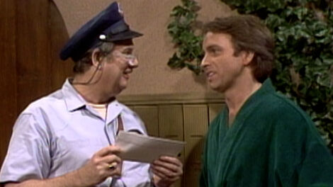 S8E004 Out on a Limb