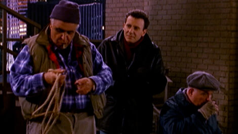 S4E009 New Year's Eve