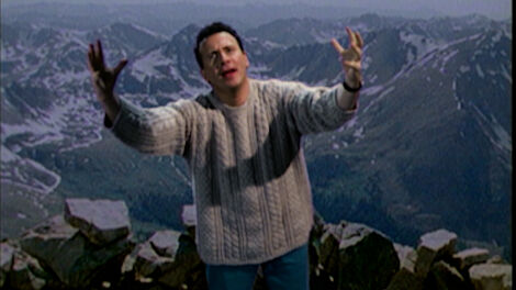 S6E021 Paul Slips in the Shower