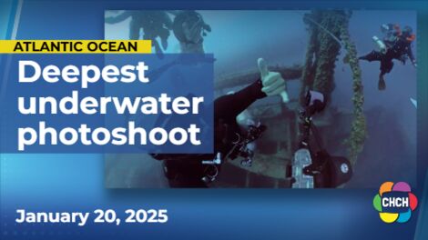 Hamilton photographer breaks world record for deepest underwater model photoshoot