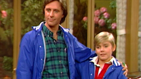 S2E012 The World's Greatest Father