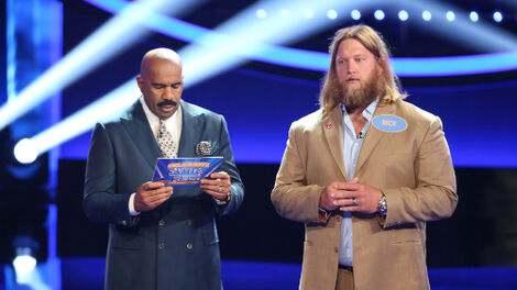 S1E002 NFL AFC vs. NFC and Dancing With the Stars vs. The Bacchelor