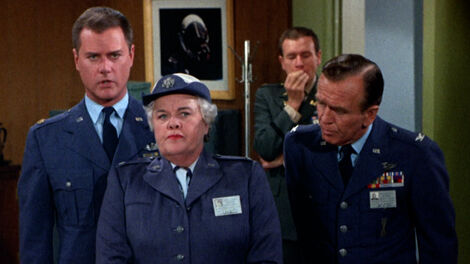 S4E002 Jeannie and the Wild Pipchicks