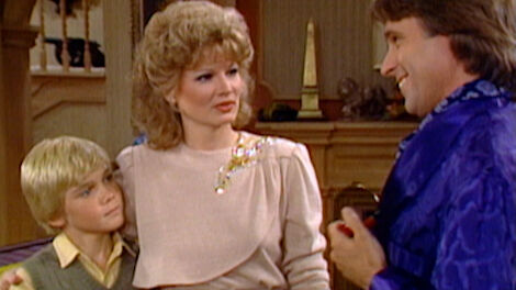 S1E006 Evelyn Returns