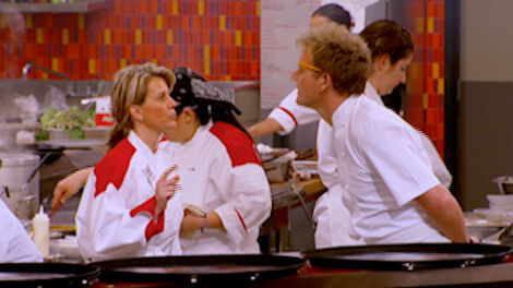 S5E003 14 Chefs Compete