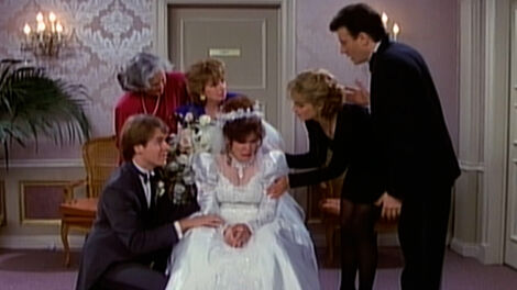 S1E015 The Wedding Afair