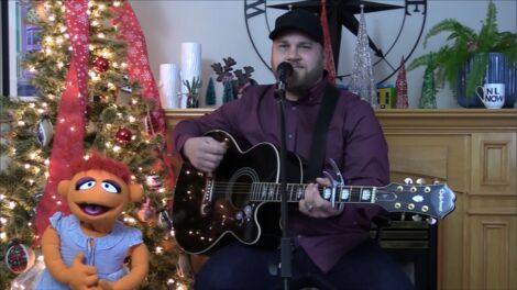 S2E012 Christmas Special