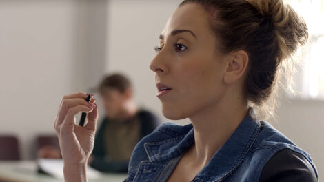 S5E004 The Man in the Black Hat