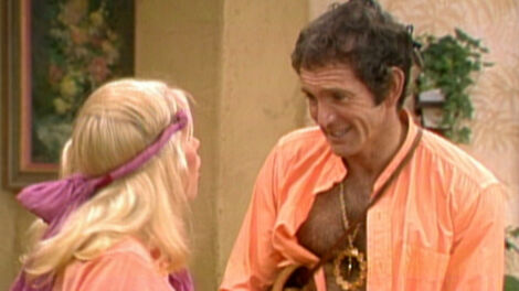 S3E007 Chrissy and the Guru