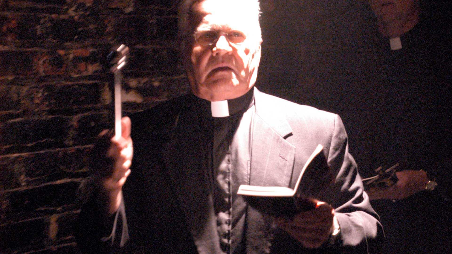 S1E001 The Lake Club Horror