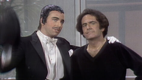 S5E005 A Crowded Romance