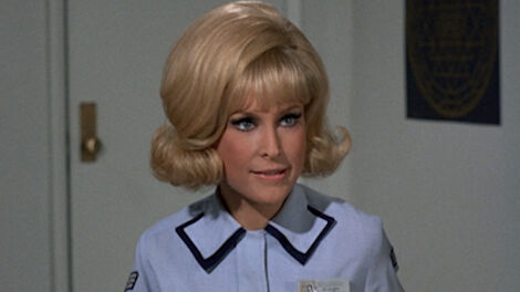 S4E011 Dr. Bellows Goes Sane