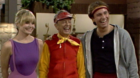 S8E012 Janet Shapes Up