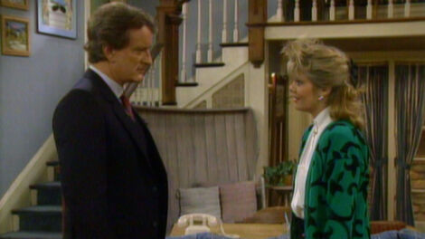 S8E010 Where's Poppa?