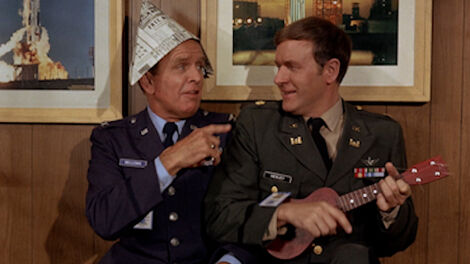 S5E010 Uncles a Go-Go