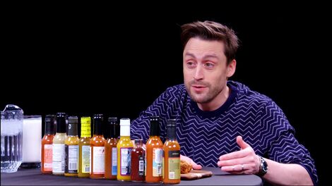 S20E011 Kieran Culkin Fires Sean While Eating Spicy Wings