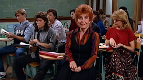 S6E008 E.G.O.C. (Edna Garrett on Campus)