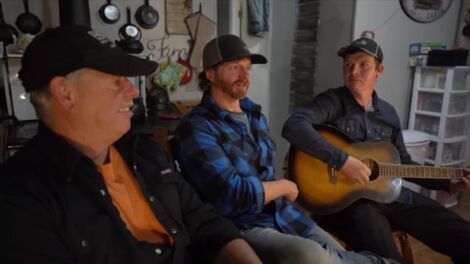 S2E005 Exploits Island