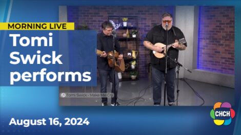 Tomi Swick performs 'Make Me Cry' on Music Friday